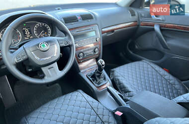 Лифтбек Skoda Octavia 2011 в 