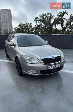 Лифтбек Skoda Octavia 2010 в 