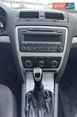 Лифтбек Skoda Octavia 2010 в 