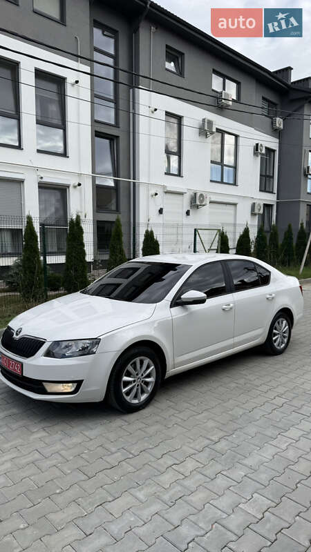 Лифтбек Skoda Octavia 2014 в Ужгороде