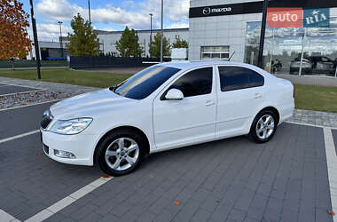 Ліфтбек Skoda Octavia 2011 в  фото 4 Ліфтбек Skoda Octavia 2011 в