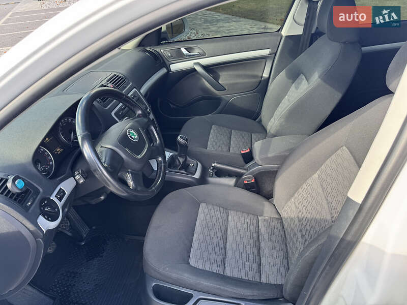 Лифтбек Skoda Octavia 2011 в Мукачево фото 25 Лифтбек Skoda Octavia 2011 в Мукачево