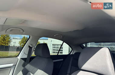 Ліфтбек Skoda Octavia 2011 в  фото 35 Ліфтбек Skoda Octavia 2011 в