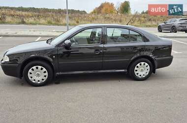 Ліфтбек Skoda Octavia 2010 в 