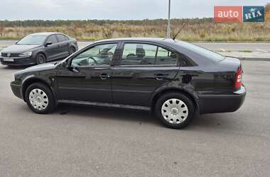 Ліфтбек Skoda Octavia 2010 в 