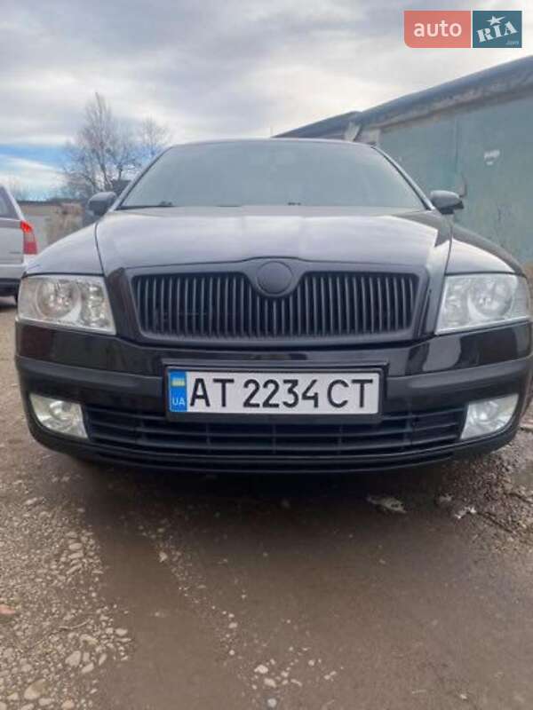 Лифтбек Skoda Octavia 2006 в  фото Лифтбек Skoda Octavia 2006 в