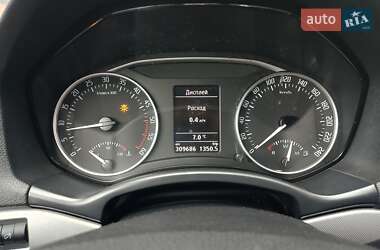 Универсал Skoda Octavia 2010 в 
