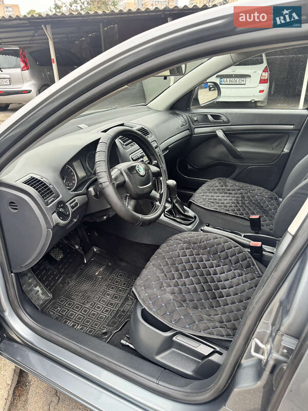 Ліфтбек Skoda Octavia 2012 в Одесі фото 13 Ліфтбек Skoda Octavia 2012 в Одесі