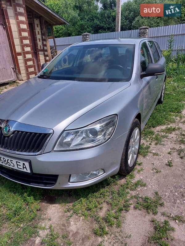 Универсал Skoda Octavia 2013 в Кременце фото 28 Универсал Skoda Octavia 2013 в Кременце