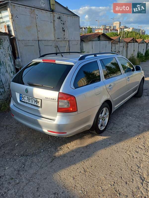 Універсал Skoda Octavia 2011 в Львові