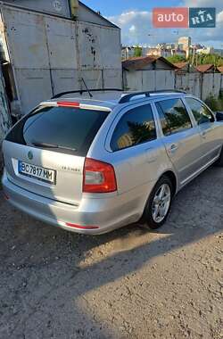 Универсал Skoda Octavia 2011 в 