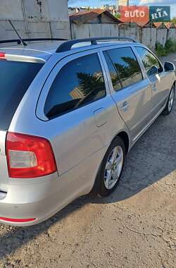 Универсал Skoda Octavia 2011 в 