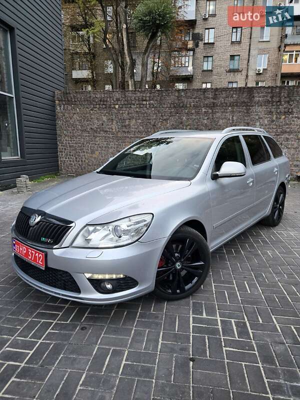 Универсал Skoda Octavia 2010 в Каменском фото 6 Универсал Skoda Octavia 2010 в Каменском