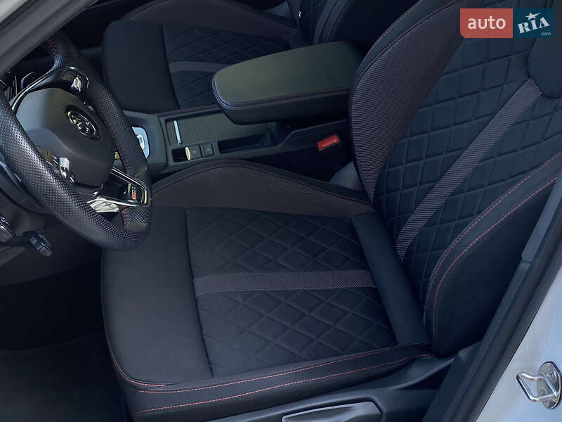 Лифтбек Skoda Octavia 2021 в Львове