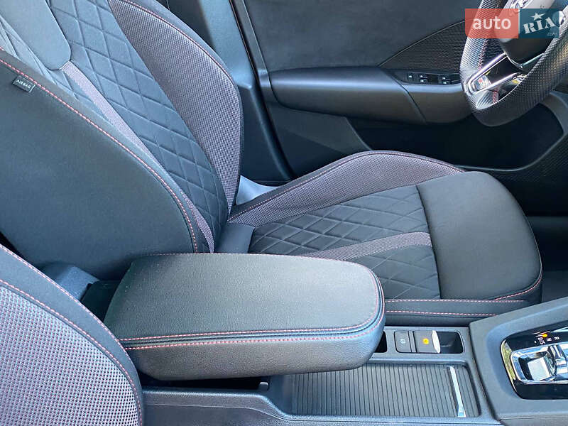 Лифтбек Skoda Octavia 2021 в Львове