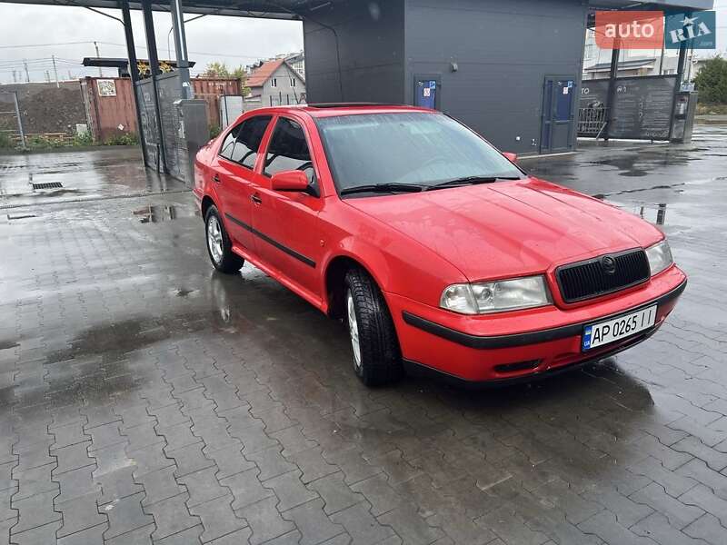 Ліфтбек Skoda Octavia 1998 в Петропавлівській Борщагівці