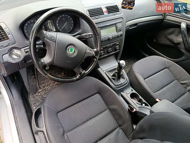 Лифтбек Skoda Octavia 2005 в Иршаве фото 8 Лифтбек Skoda Octavia 2005 в Иршаве