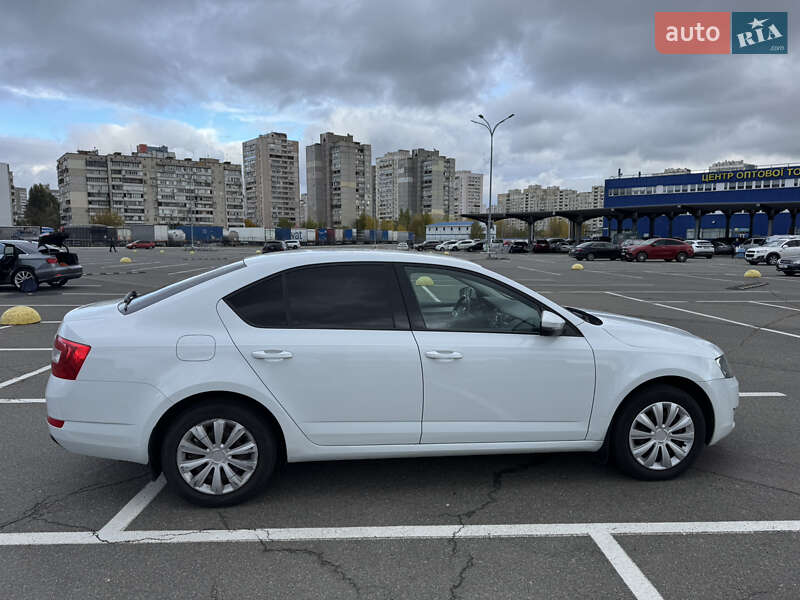 Лифтбек Skoda Octavia 2014 в Киеве фото 4 Лифтбек Skoda Octavia 2014 в Киеве