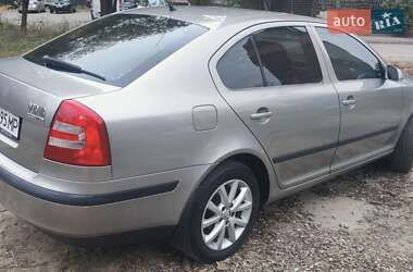 Лифтбек Skoda Octavia 2008 в 