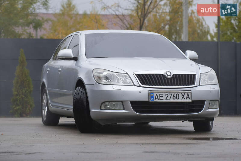 Лифтбек Skoda Octavia 2010 в 