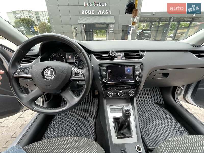 Универсал Skoda Octavia 2014 в Трускавце фото 5 Универсал Skoda Octavia 2014 в Трускавце