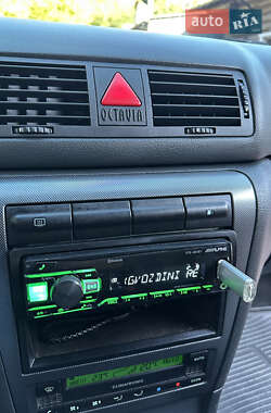 Лифтбек Skoda Octavia 2008 в 