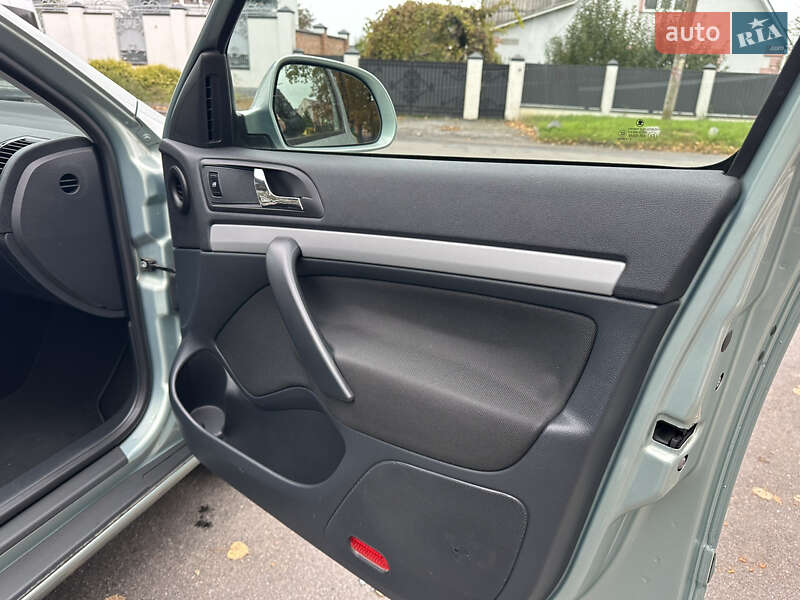 Универсал Skoda Octavia 2012 в Виннице