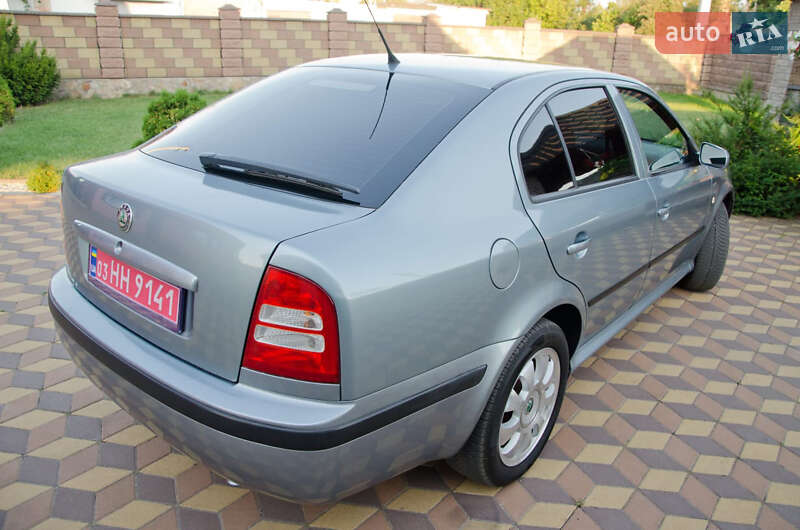 Лифтбек Skoda Octavia 2004 в Нежине
