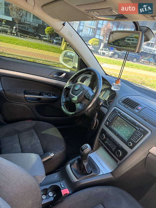 Универсал Skoda Octavia 2011 в Ужгороде фото 23 Универсал Skoda Octavia 2011 в Ужгороде