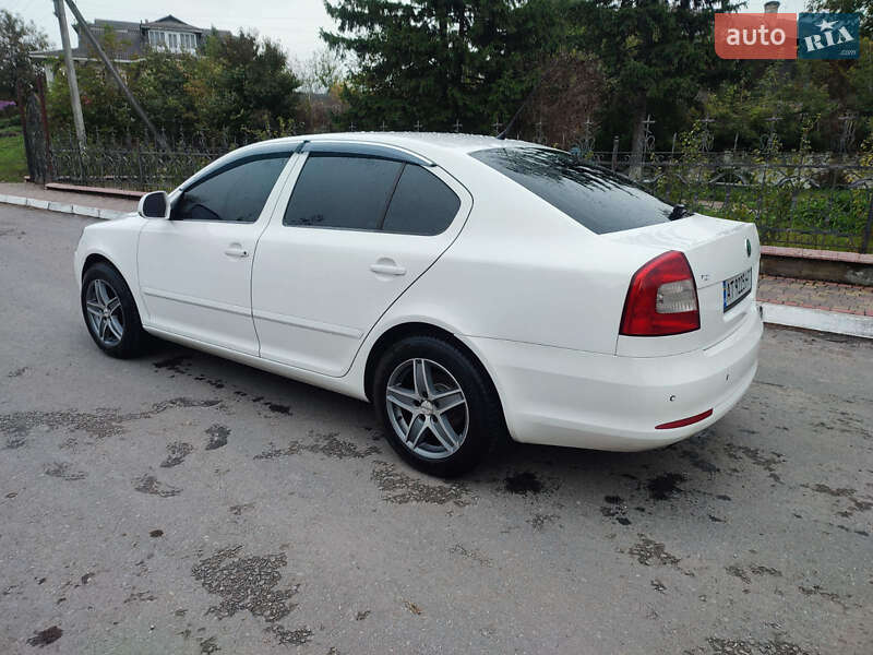 Ліфтбек Skoda Octavia 2011 в Городенці фото 10 Ліфтбек Skoda Octavia 2011 в Городенці
