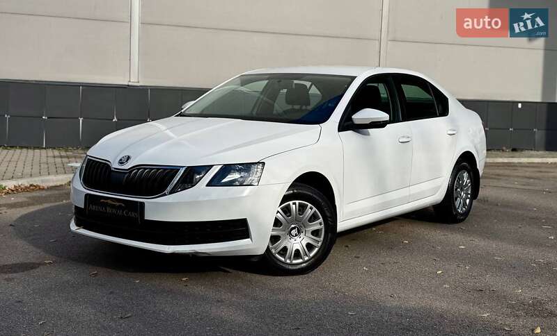 Лифтбек Skoda Octavia 2019 в Киеве