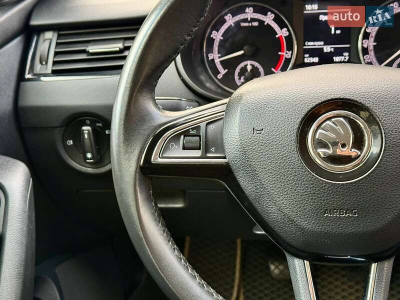 Лифтбек Skoda Octavia 2019 в Киеве