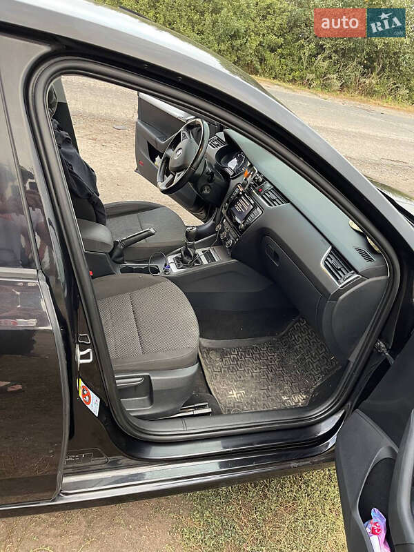 Лифтбек Skoda Octavia 2013 в Львове фото 10 Лифтбек Skoda Octavia 2013 в Львове