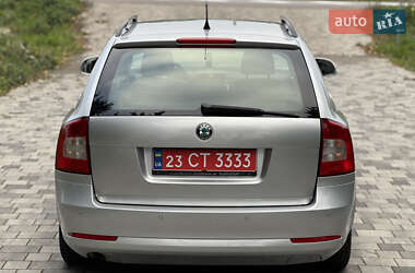 Универсал Skoda Octavia 2009 в 