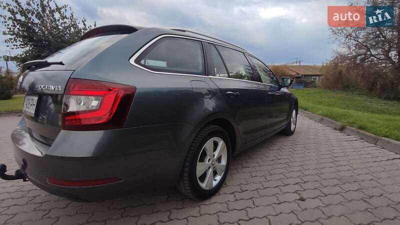 Універсал Skoda Octavia 2017 в Києві фото 34 Універсал Skoda Octavia 2017 в Києві