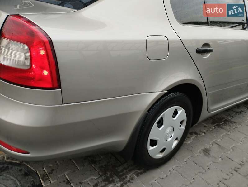 Ліфтбек Skoda Octavia 2011 в Києві фото 7 Ліфтбек Skoda Octavia 2011 в Києві