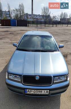 Ліфтбек Skoda Octavia 2002 в Запоріжжі