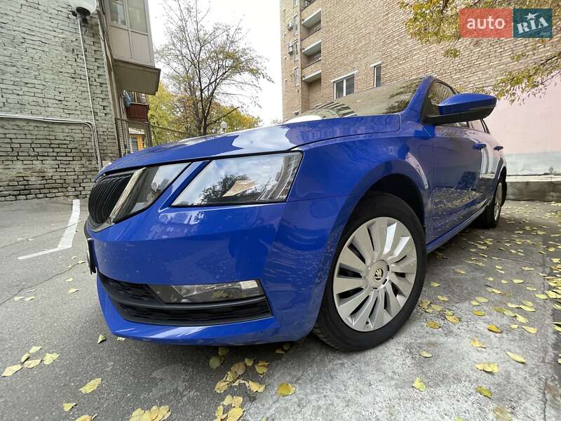Лифтбек Skoda Octavia 2019 в Киеве фото 5 Лифтбек Skoda Octavia 2019 в Киеве