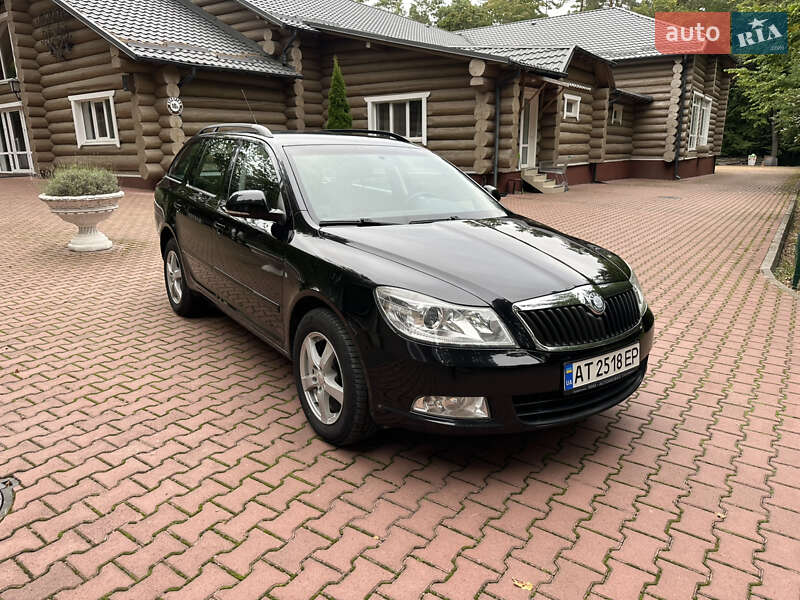 Универсал Skoda Octavia 2010 в Киеве фото 10 Универсал Skoda Octavia 2010 в Киеве