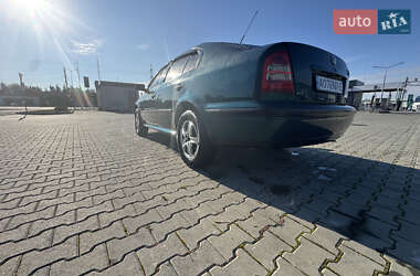 Лифтбек Skoda Octavia 1998 в 