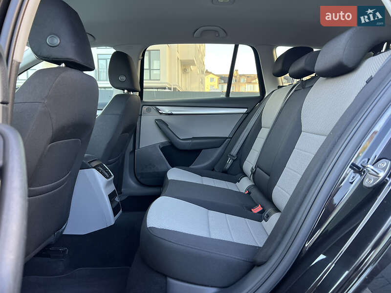 Универсал Skoda Octavia 2015 в Ужгороде фото 28 Универсал Skoda Octavia 2015 в Ужгороде