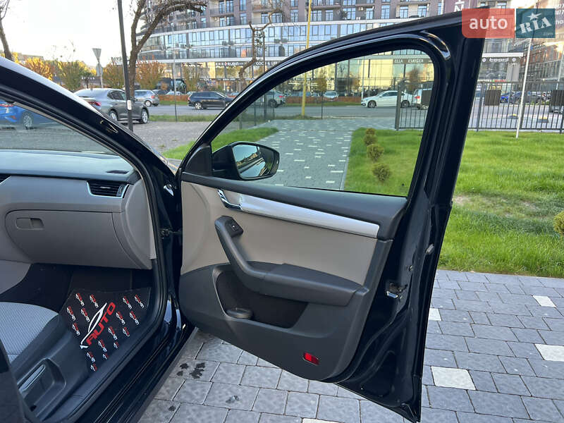Универсал Skoda Octavia 2015 в Ужгороде фото 38 Универсал Skoda Octavia 2015 в Ужгороде