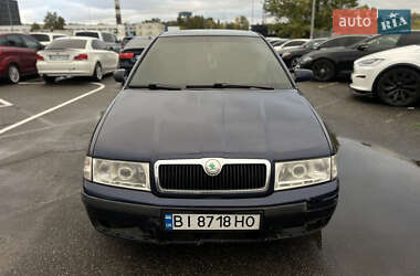 Лифтбек Skoda Octavia 2001 в 