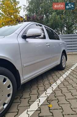 Лифтбек Skoda Octavia 2011 в 