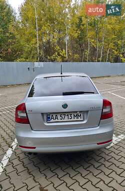 Лифтбек Skoda Octavia 2011 в 