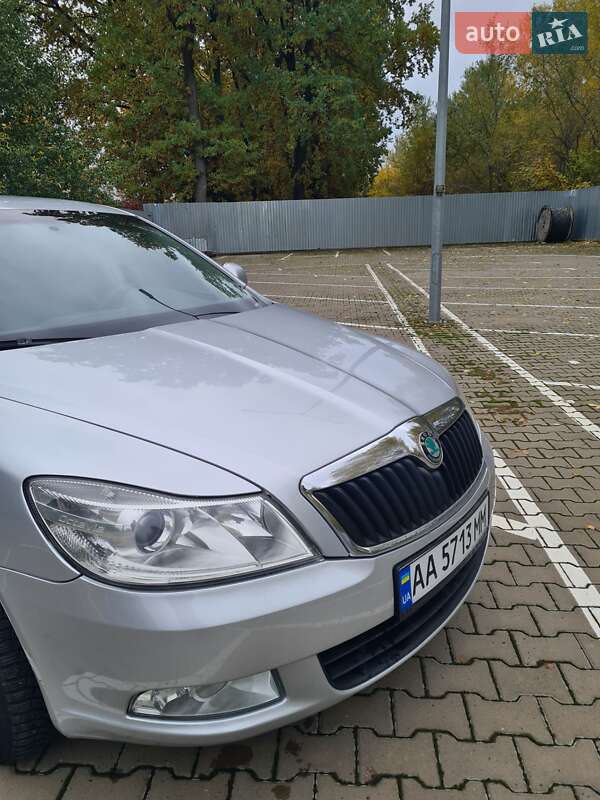 Ліфтбек Skoda Octavia 2011 в Києві фото 18 Ліфтбек Skoda Octavia 2011 в Києві