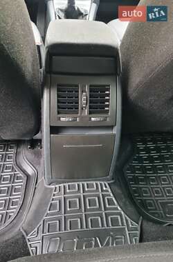 Лифтбек Skoda Octavia 2011 в 