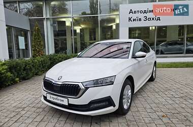 Лифтбек Skoda Octavia 2021 в Киеве