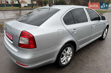 Лифтбек Skoda Octavia 2009 в 
