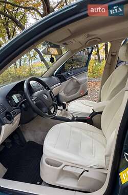 Ліфтбек Skoda Octavia 2004 в 